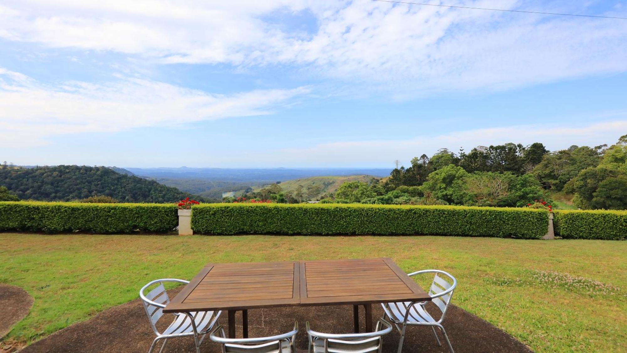 Maleny Views Motel Exteriör bild